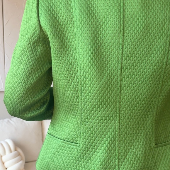 Chic Green Textured Zip-Up Jacket - Louben - Size 8 - Picture 10 of 12